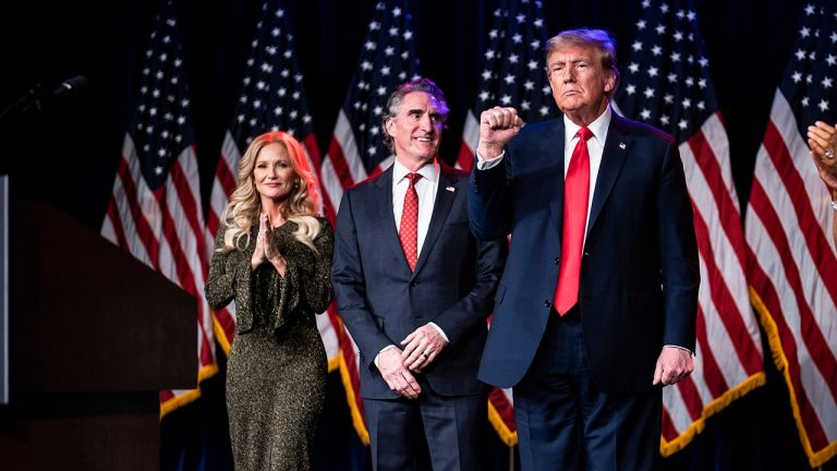 Burgum promotes close relationship with Trump while campaigning in key state