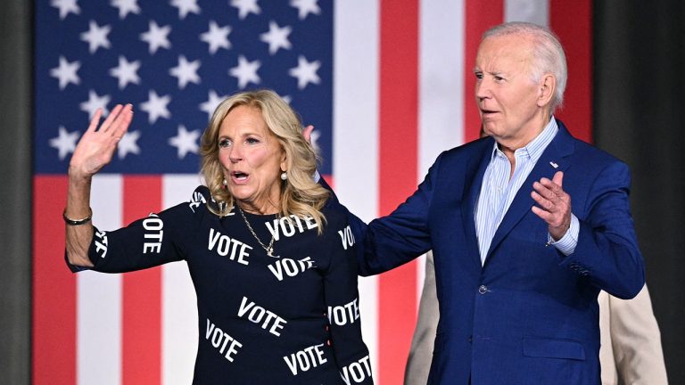 Jill Biden’s ex-husband criticizes her for supporting Joe Biden.