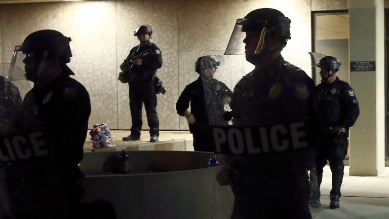 Phoenix Police Found to Use Too Much Force, Discriminate Against Minorities