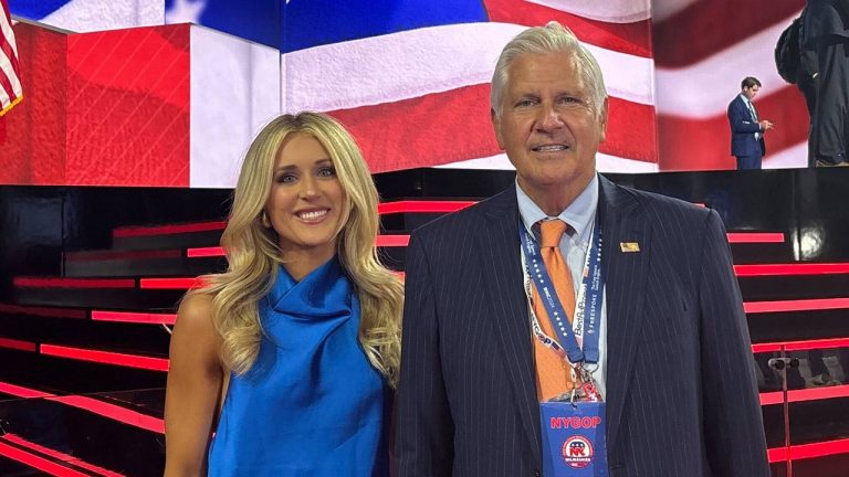 Riley Gaines delivers message to New York AG at RNC, Democrats vouch for women.