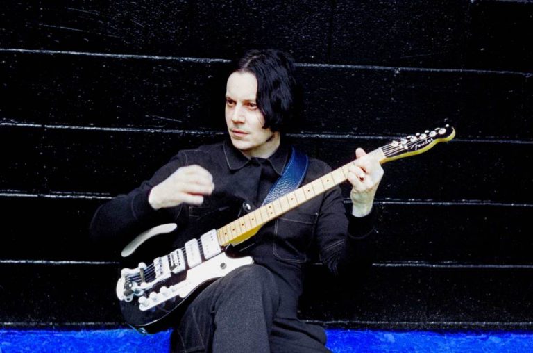 Jack White’s New Album Debuts in Top 10 on Sales Chart