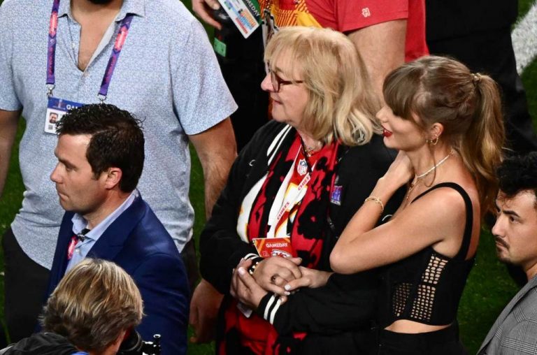 Donna Kelce Hopes to Attend Taylor Swift’s Tour