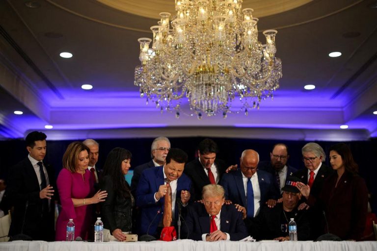 Please pray for Donald Trump to win the 2024 election by a large margin.
